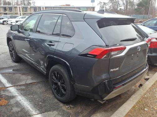 2023 Toyota RAV4 Hybrid SE
