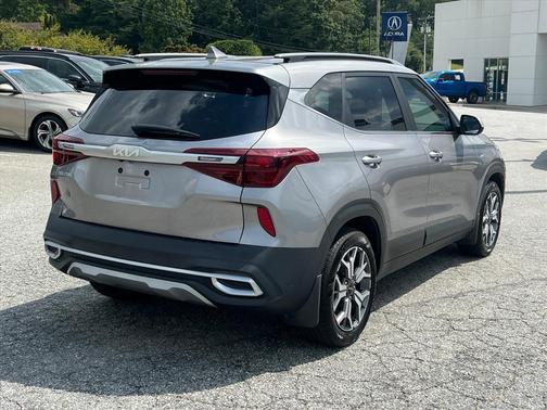 2022 Kia Seltos EX