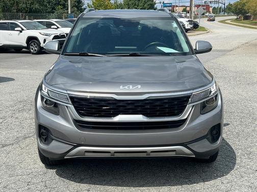 2022 Kia Seltos EX