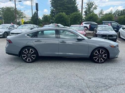 2024 Honda Accord Touring 2.0T