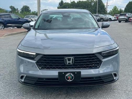 2024 Honda Accord Touring 2.0T