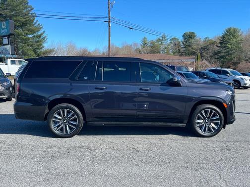 2024 Cadillac Escalade ESV Sport