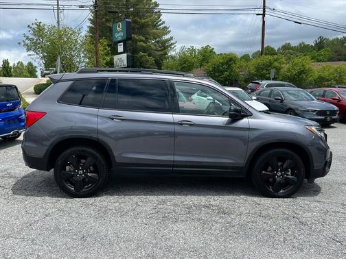 Modern Steel Metallic 2019 Honda Passport