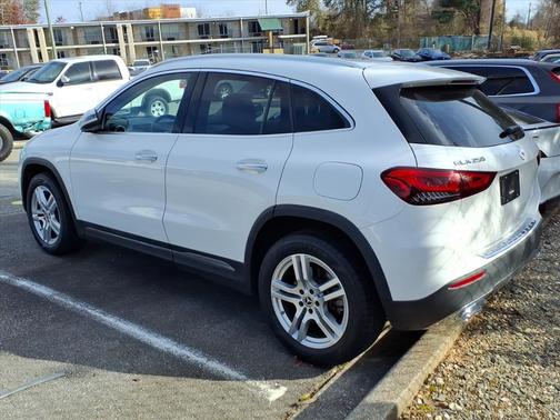 2021 Mercedes-Benz GLA 250 Base 4MATIC