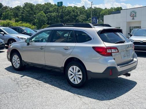 2018 Subaru Outback 2.5i Premium