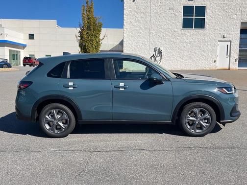 2026 Honda HR-V LX