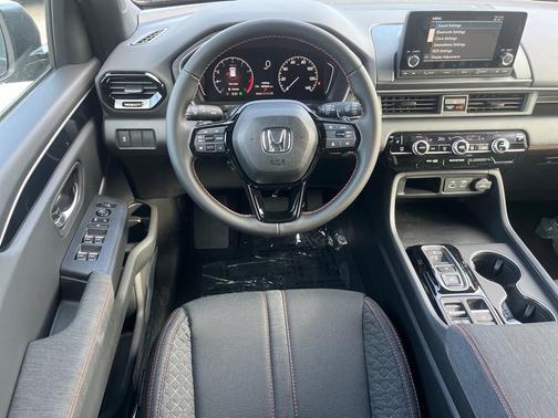 2025 Honda Pilot Sport