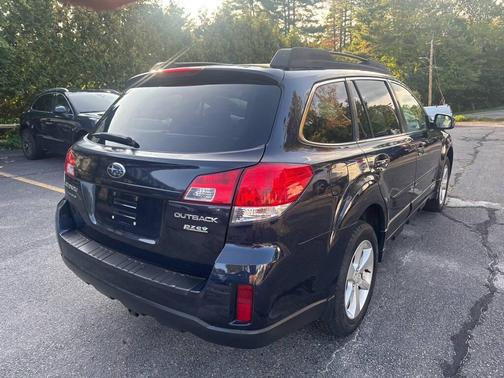 2013 Subaru Outback 2.5i Premium