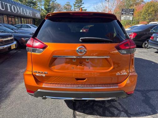 2017 Nissan Rogue SV