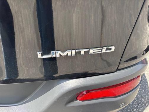 2018 Jeep Cherokee Limited
