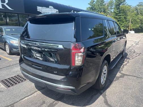 2021 Chevrolet Suburban LT