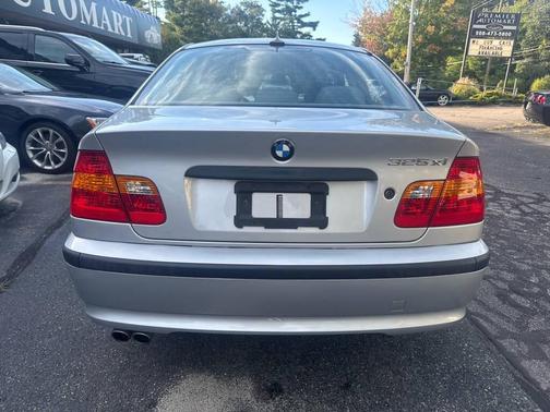 2004 BMW 325 325xi AWD 4dr Sedan