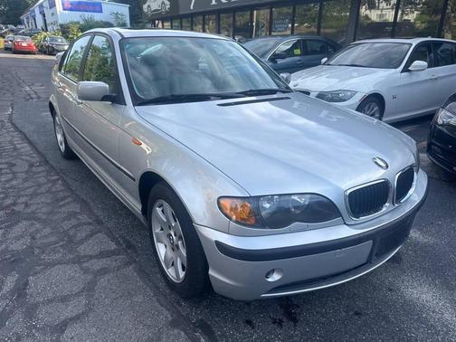 2004 BMW 325 325xi AWD 4dr Sedan