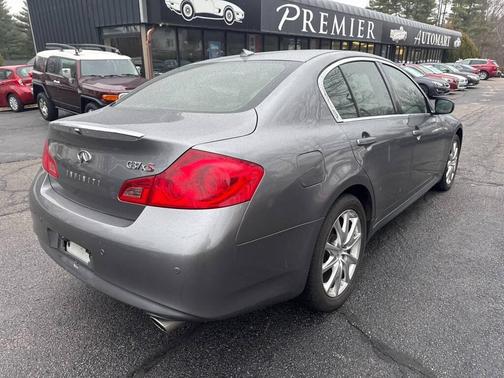 2011 INFINITI G37x Base