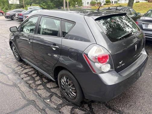 Carbon Gray Metallic 2010 Pontiac Vibe Base