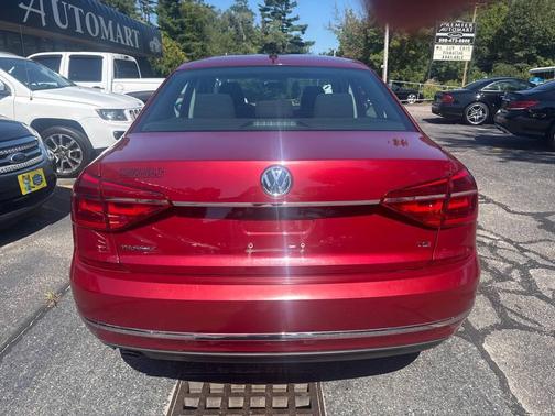 2016 Volkswagen Passat 1.8T S