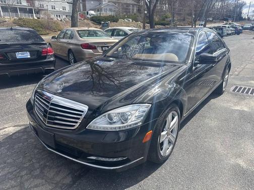 2013 Mercedes-Benz S-Class 4MATIC