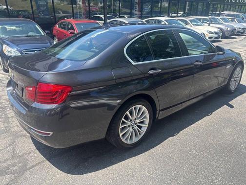 Gray 2014 BMW 528 xDrive