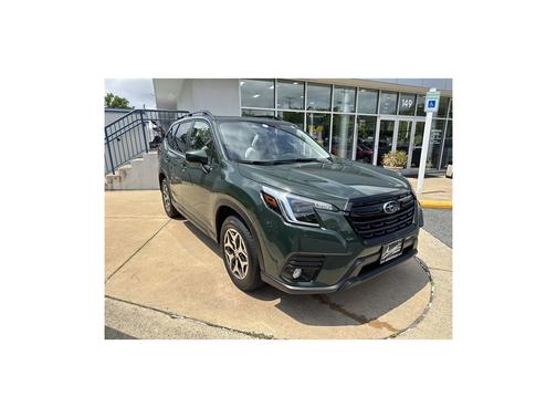 2023 Subaru Forester Premium