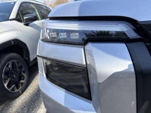 Ice Silver Metallic 2026 Subaru Outback Limited XT