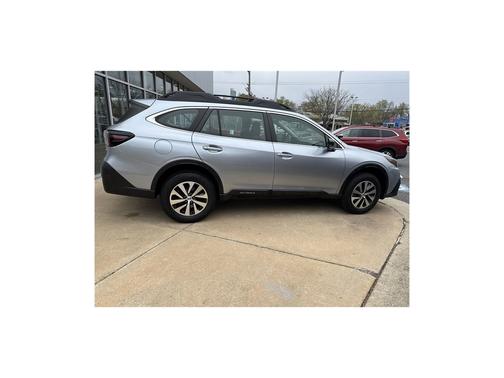 2022 Subaru Outback 2.5i