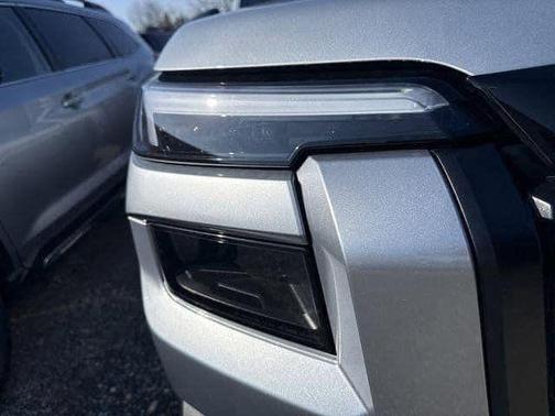 Silver Metallic 2026 Subaru Outback Premium