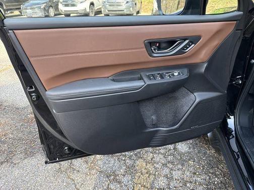 Black / Silver 2026 Subaru Outback Touring XT