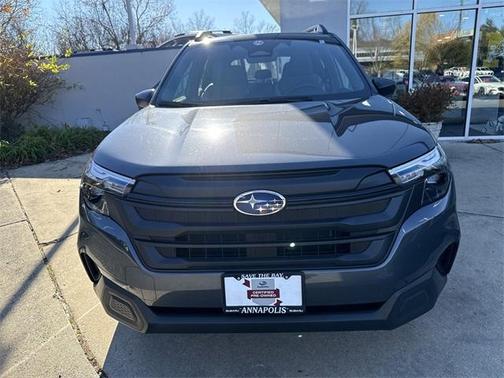 2025 Subaru Forester Base