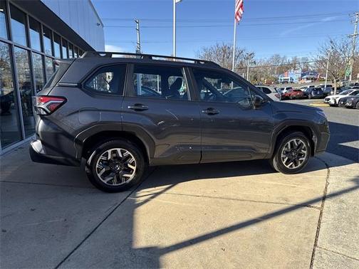 2025 Subaru Forester Base