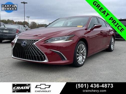 2022 Lexus ES 300h Ultra Luxury