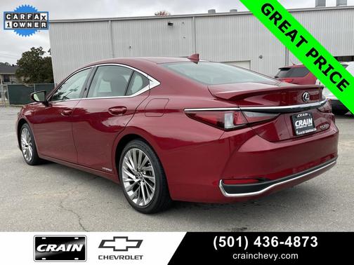 2022 Lexus ES 300h Ultra Luxury