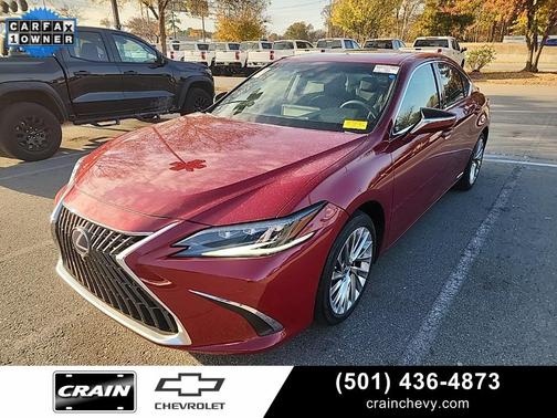 2022 Lexus ES 300h Ultra Luxury