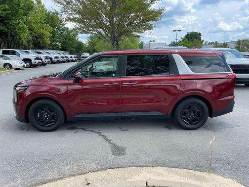 Flare Red 2025 Kia Carnival LXS