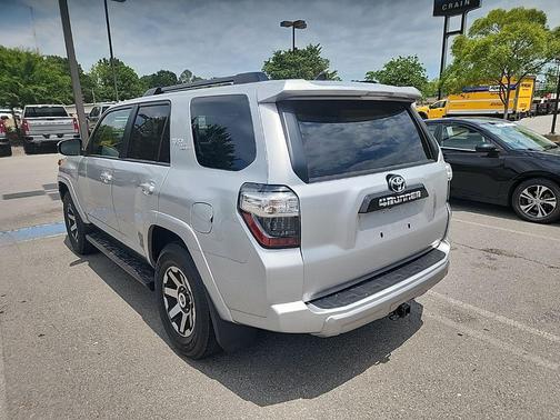 Classic Silver Metallic 2024 Toyota 4Runner TRD Off Road