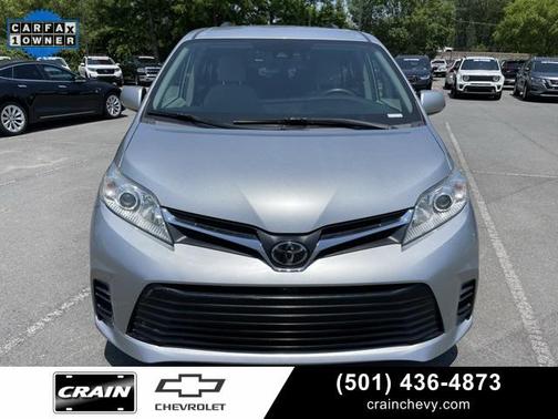 2019 Toyota Sienna LE