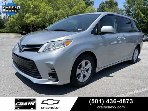2019 Toyota Sienna LE