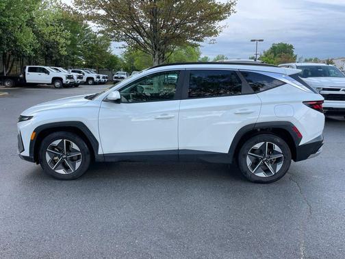 Serenity White Pearl 2025 Hyundai TUCSON SEL