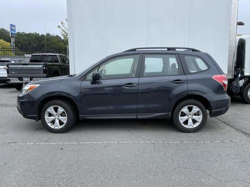 2016 Subaru Forester 2.5i