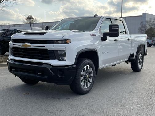2026 Chevrolet Silverado 2500 Custom
