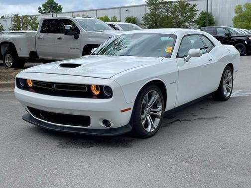 White Knuckle Clearcoat 2022 Dodge Challenger R/T