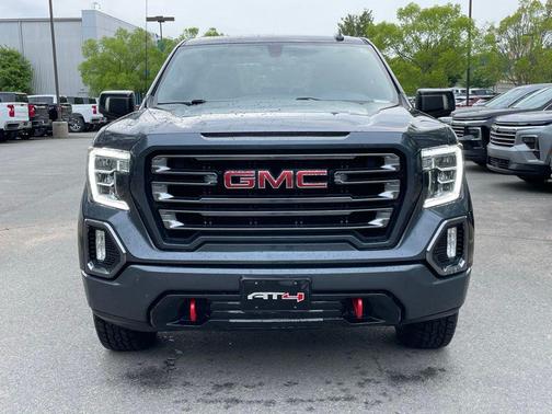 Sky 2021 GMC Sierra 1500 AT4
