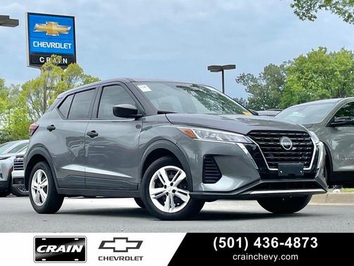 Gun Metallic 2024 Nissan Kicks S