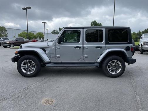 2020 Jeep Wrangler Unlimited Sahara
