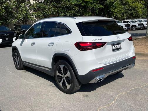 Polar White 2025 Mercedes-Benz GLA 250 Base