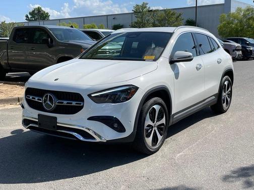 Polar White 2025 Mercedes-Benz GLA 250 Base
