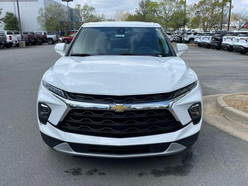Summit White 2025 Chevrolet Blazer 2LT