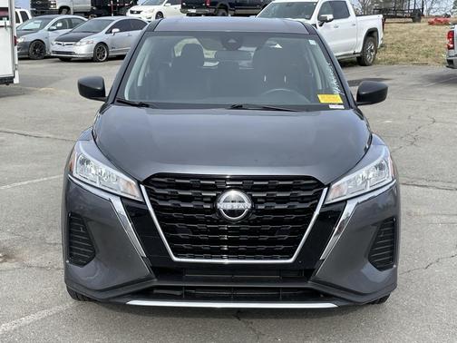 2023 Nissan Kicks S