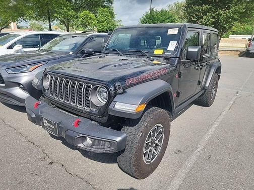Black Clearcoat 2024 Jeep Wrangler Rubicon