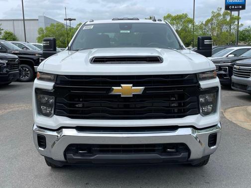 Summit White 2026 Chevrolet Silverado 3500 WT