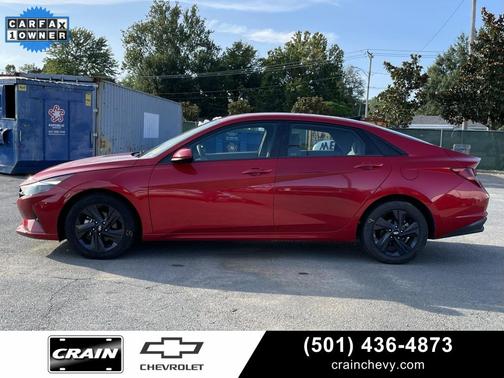 2023 Hyundai ELANTRA SEL
